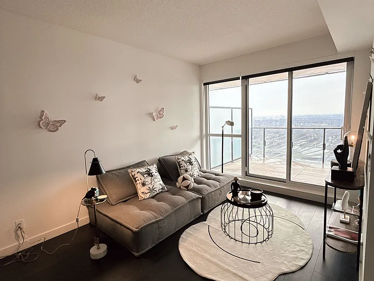 85 McMahon Dr #2608 — Photo 27