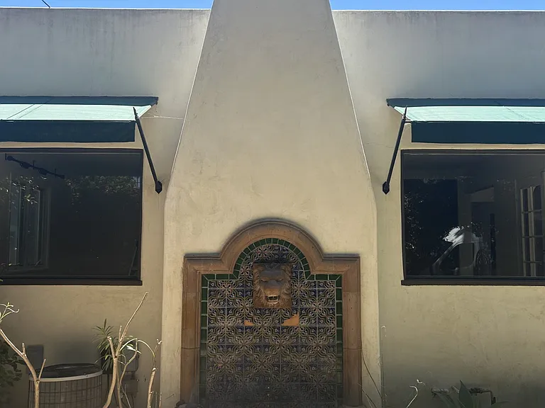 2027 State St — Photo 3