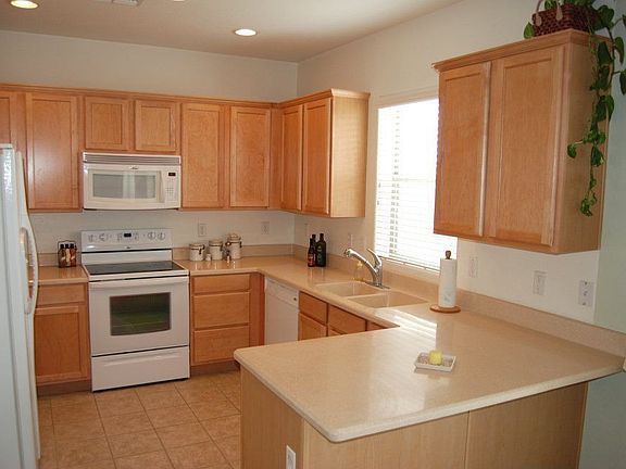 Spacious Kitchen