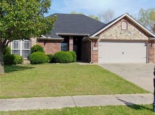 3309 S Stoney Point Rd, Rogers, AR 72758