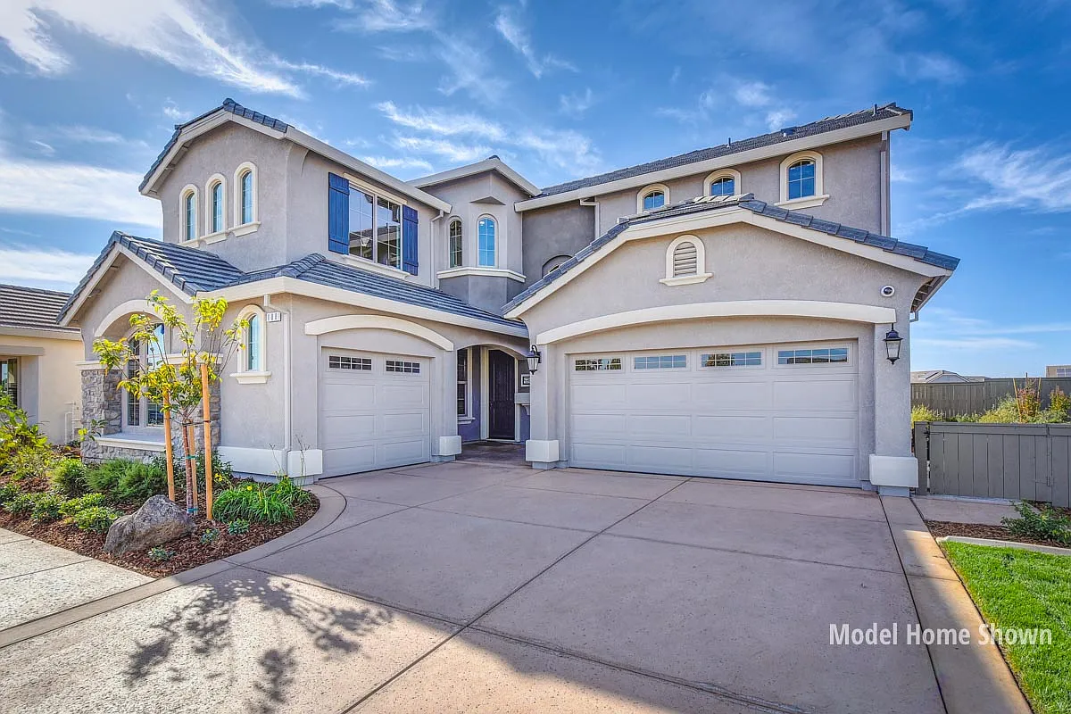 2020 Beale Cir photo 1