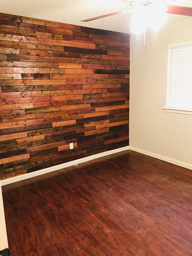 Updated 3-Bedroom Brick Home with Fireplace and 2-Car Garage — Photo 4