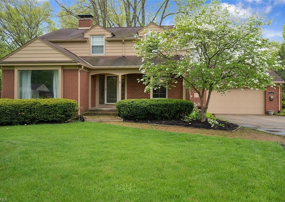 1st image of 313 Marwood Dr SE