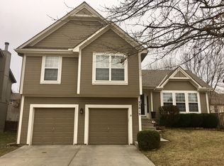 22019 W 51st Ct, Shawnee, KS 66226