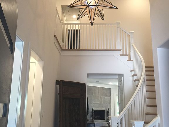 5th image of 7310 La Vista Dr