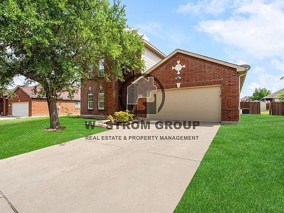 2nd image of 1738 Rock Ridge Dr