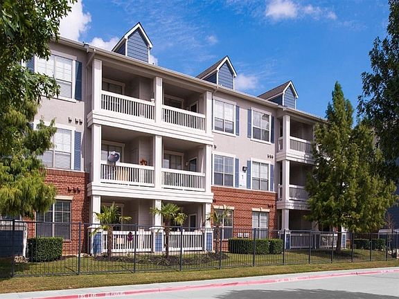 4th image of 901 N Garden Ridge Blvd #1206