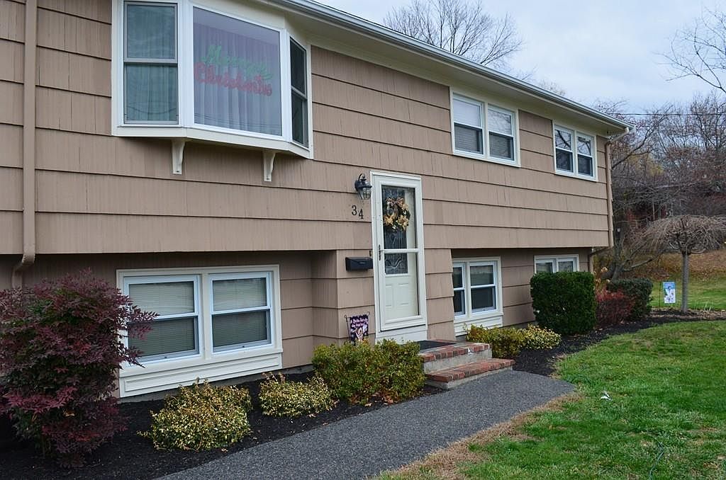 34 Mayflower Ave, Middleboro, MA 02346 Zillow
