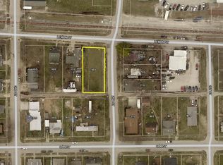 201 SW 2nd St, Washington, IN 47501