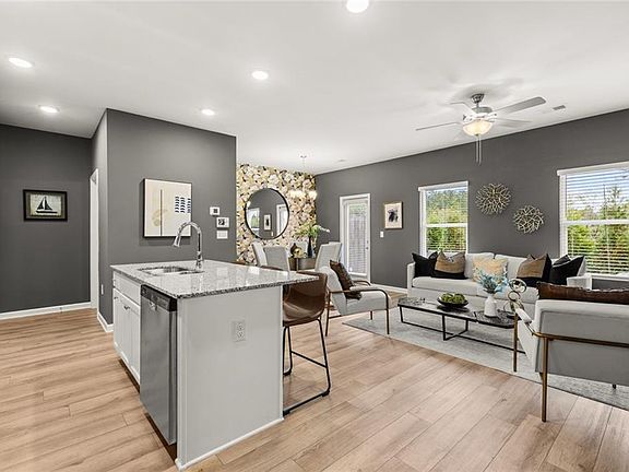 5th image of 281 Epping St #78