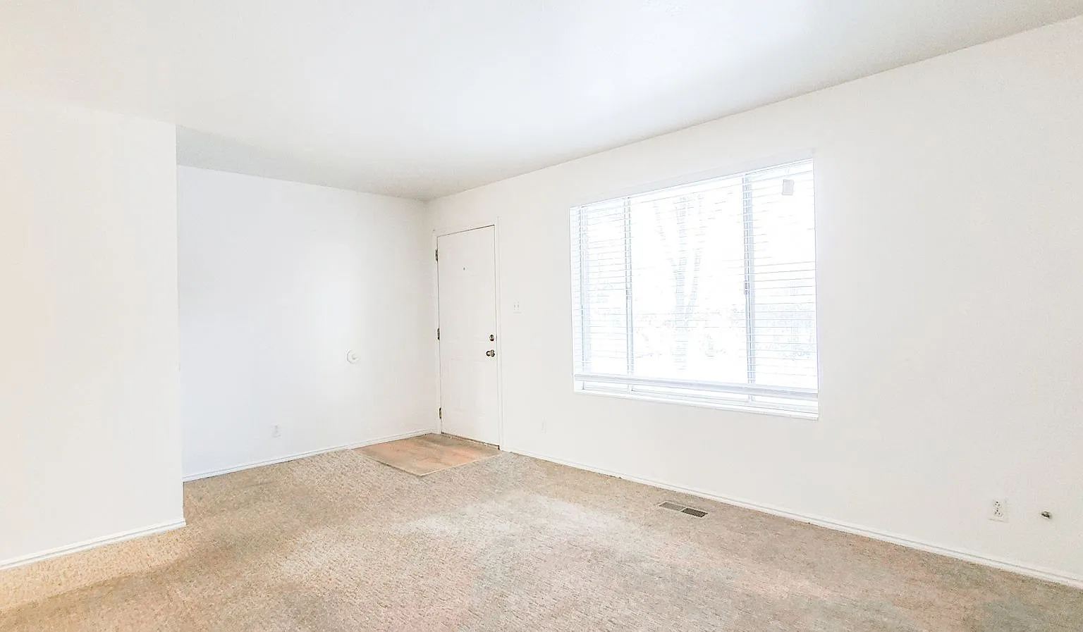 Creekside Townhomes (CT) — Photo 4