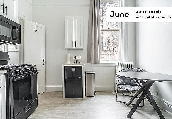 3rd image of 211 Lafayette Ave APT 5