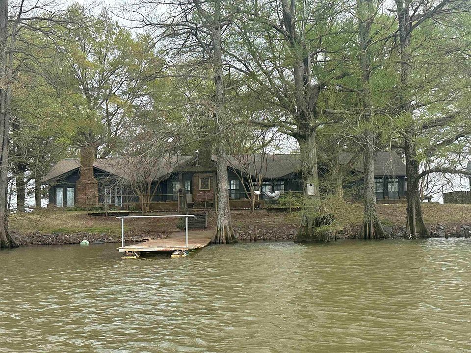 1st image of 849 Highway 212 W