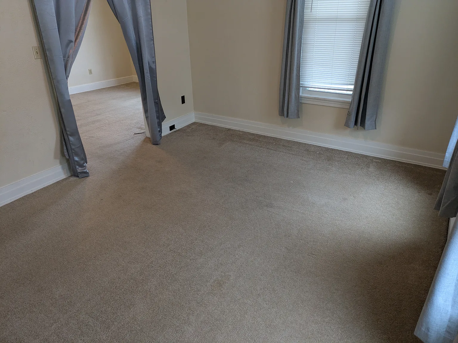 2 bed, 820 sqft, $1,135 — Photo 4