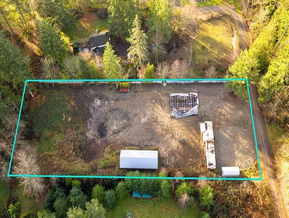2nd image of 19303 SE 136th St