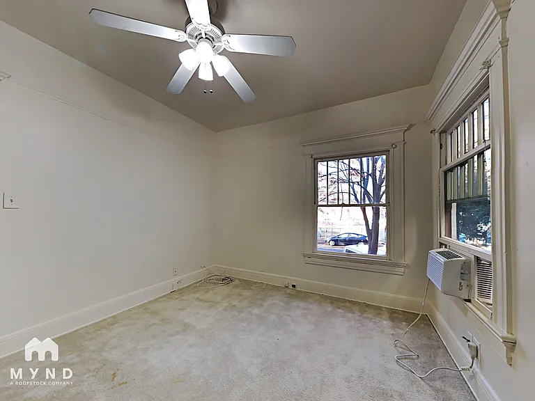 819 14th St #819 — Photo 22