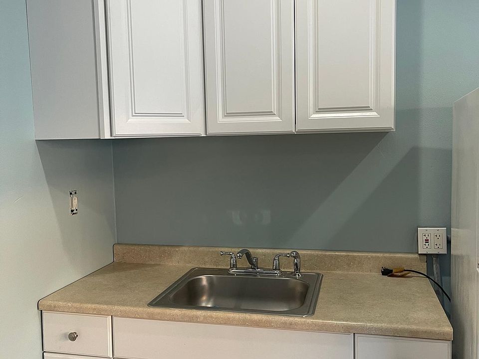 1st image of 15241 Fernview St #B