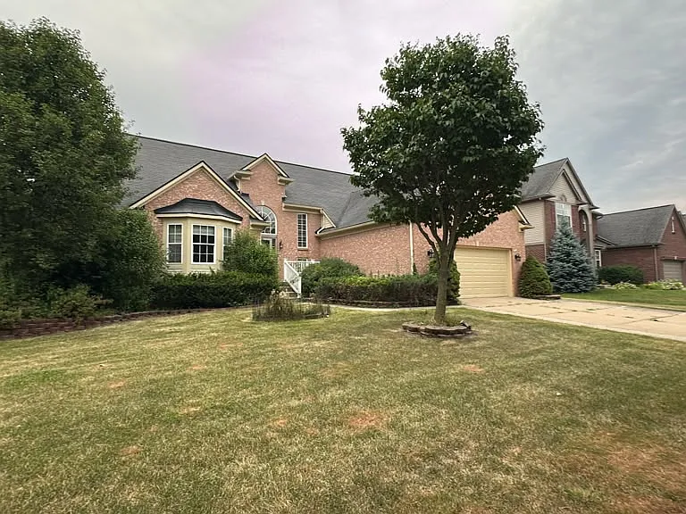 1625 Emerald Pines Dr — Photo 1