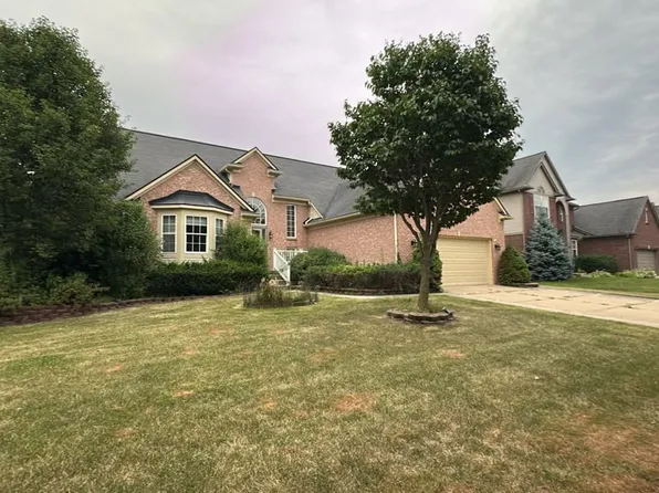1625 Emerald Pines Dr, Canton, MI 48188