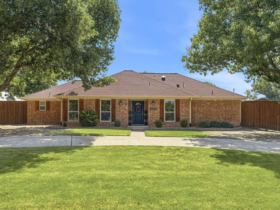 1st image of 220 Dale Dr