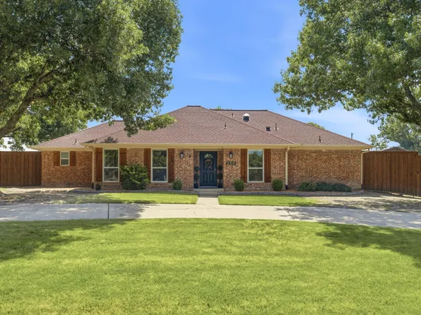 220 Dale Dr, McKinney, TX 75071