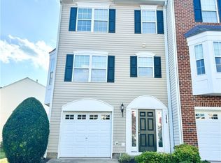 13478 Ridgemoor Ln, Midlothian, VA 23114