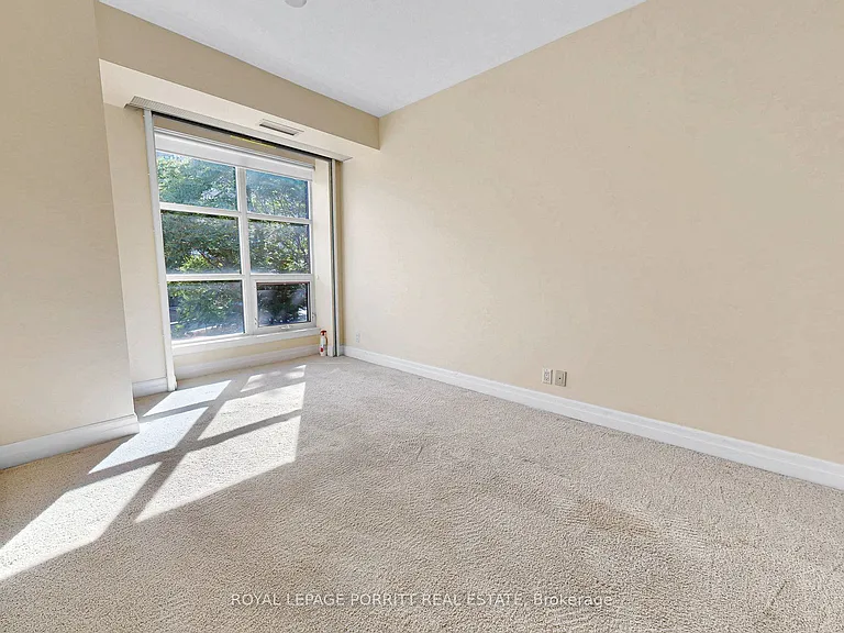 9 Burnhamthorpe Cres #309 — Photo 30