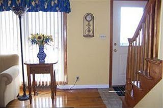 3rd image of 682 Waverly Dr