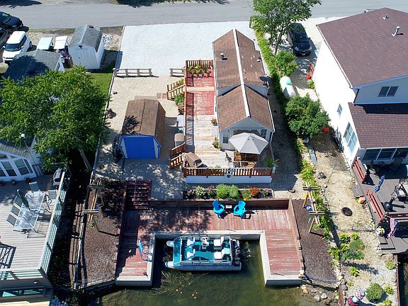 3rd image of 237 Fossil Cove Ln