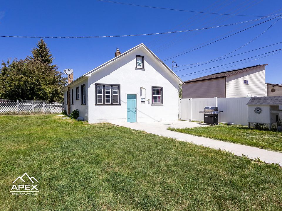 1st image of 625 7th St