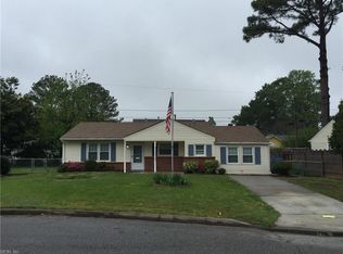 601 Breeds Hill Rd, Virginia Beach, VA 23462