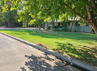 2519 W Celeste Ave, Fresno, CA
