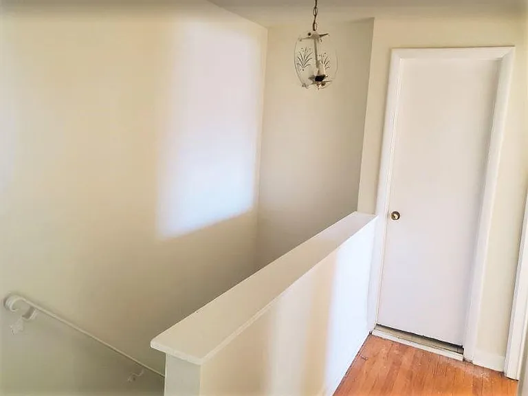 4004 Gideon Rd — Photo 7