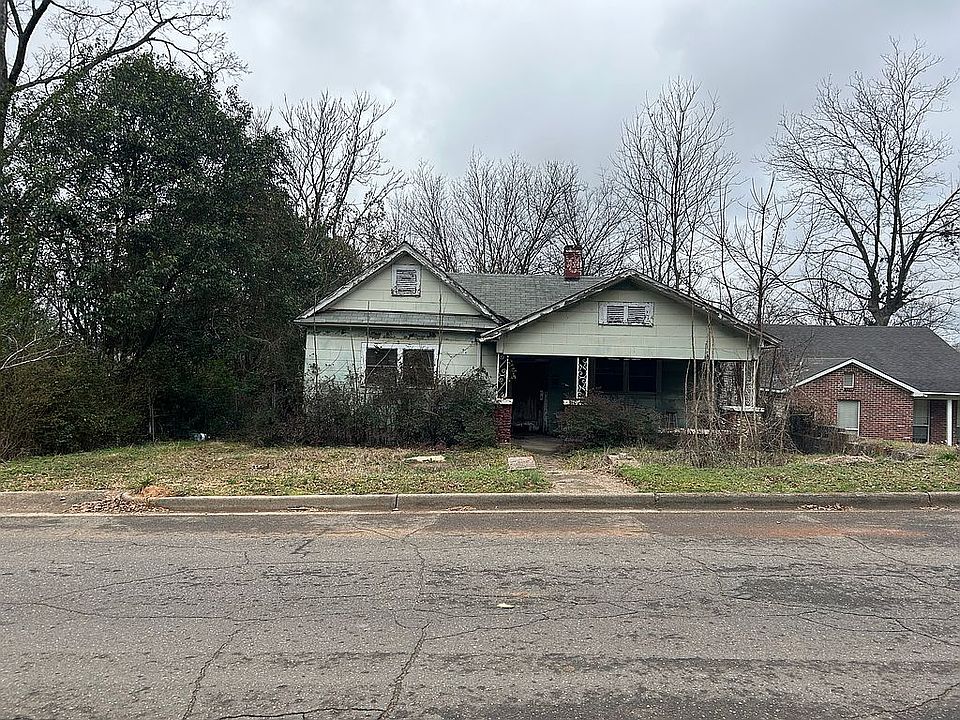 1st image of 4762 7th Ave S