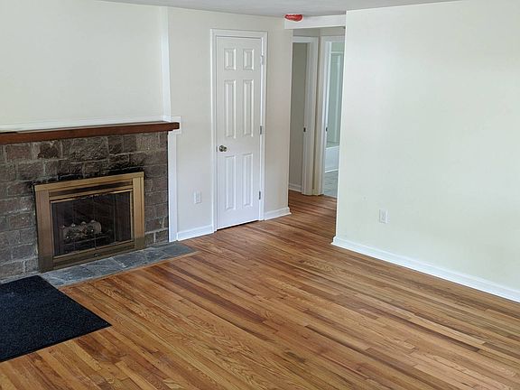 5th image of 113 Byrne Pl