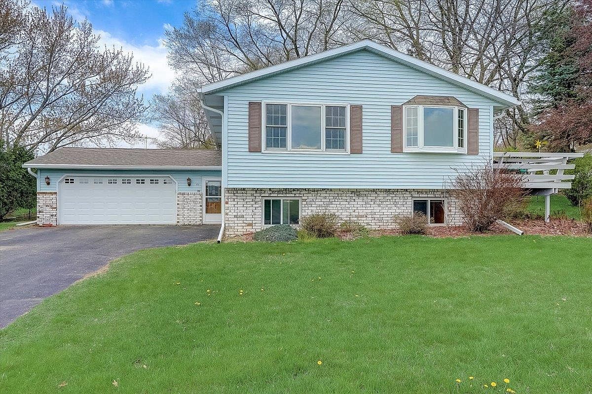 853 Willson STREET, Baraboo, WI 53913 Zillow