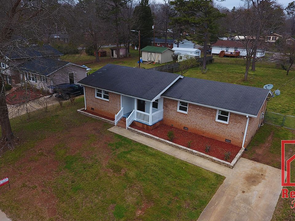 Red Gate Realty(864)221-6935