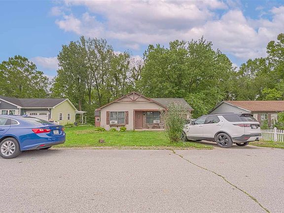 2nd image of 308 Hickory Dr