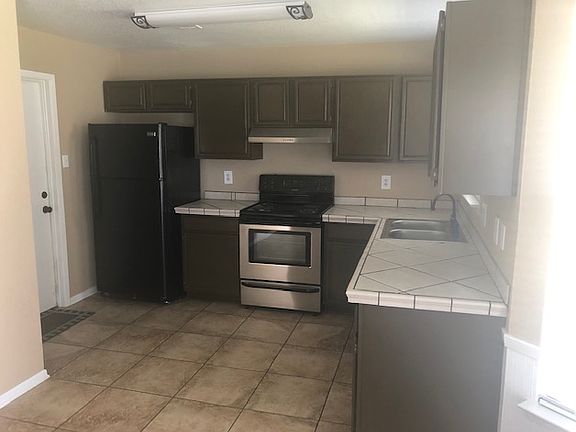 4th image of 3600 Julia Ln