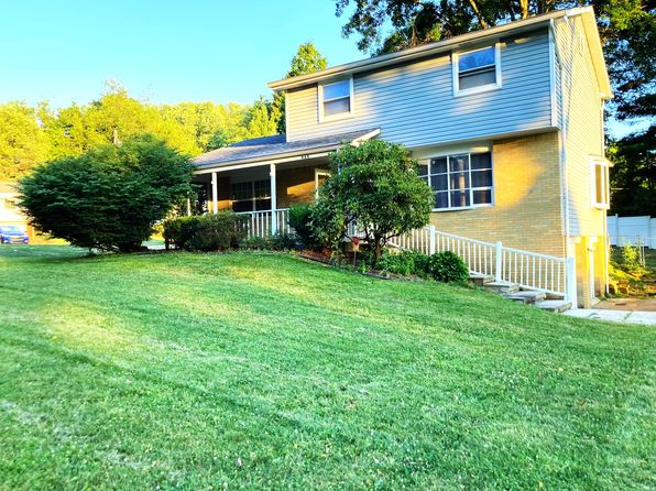 444 Manor Rd