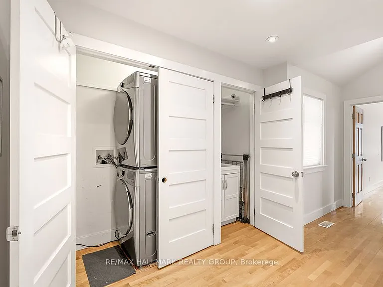 23 Newton St — Photo 35