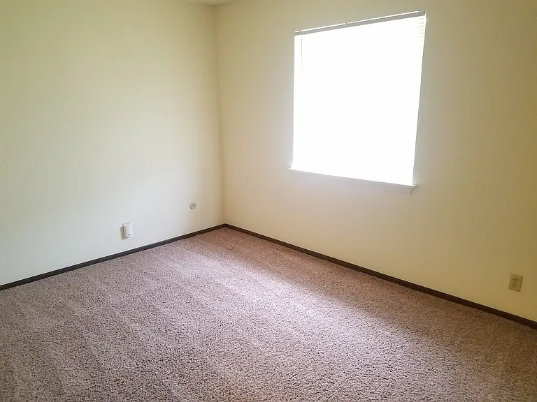 Kimberly Club Apartments — Photo 82
