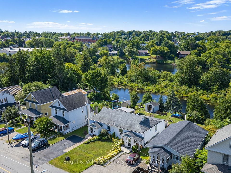 1st image of 54 River St