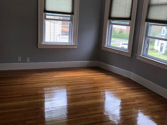 2nd image of 84 Westfield Ave #84