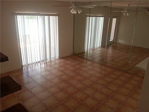 5th image of 798 Crandon Blvd APT 38-C