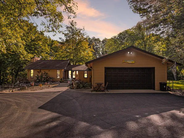 2845 5th St, Shelbyville, MI 49344
