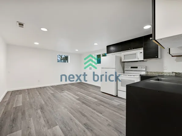 10616 Des Moines Memorial Dr S, Seattle, WA 98168