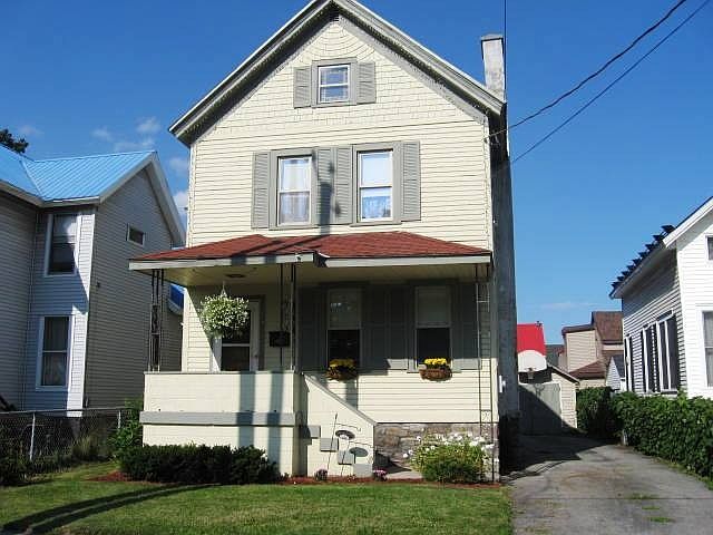 1st image of 426 Paterson St