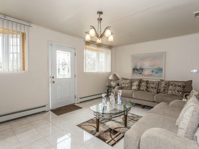 2565 Cypress Ave, East Meadow, NY, 11554