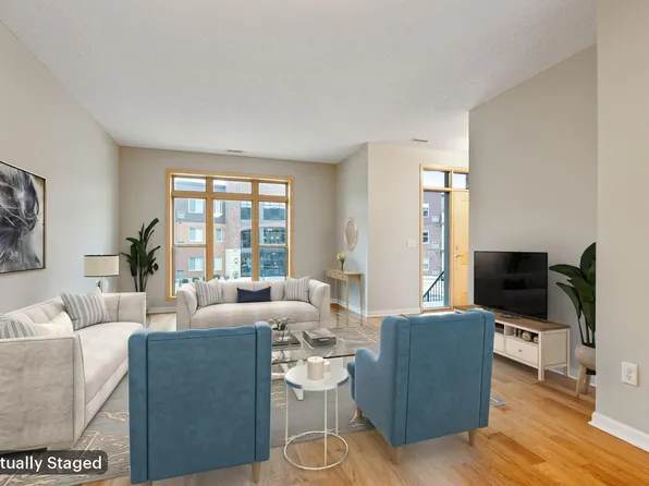 737 Victoria St S, Saint Paul, MN 55102